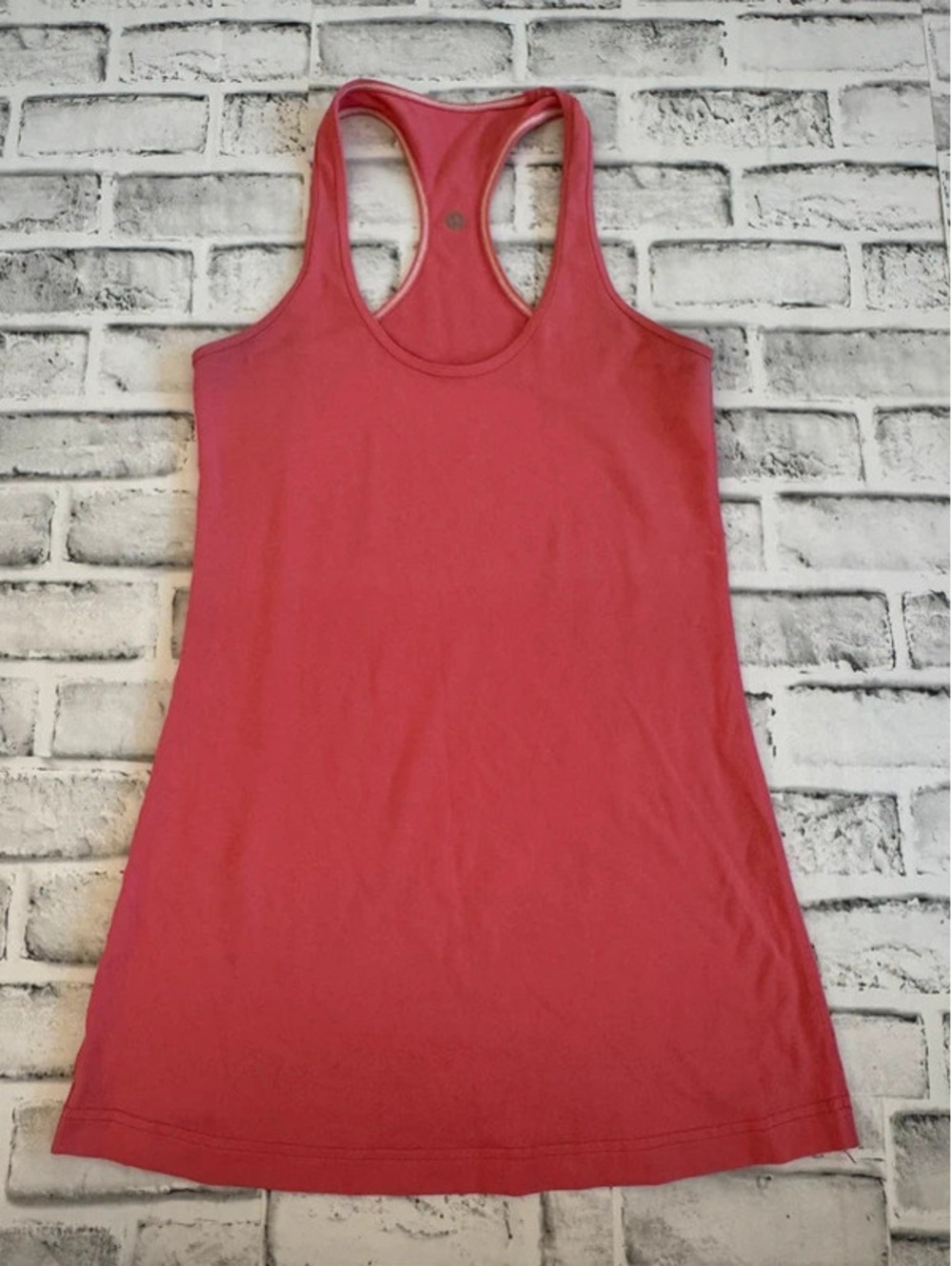 Women’s Lululemon pink racerback tank top size 4/6